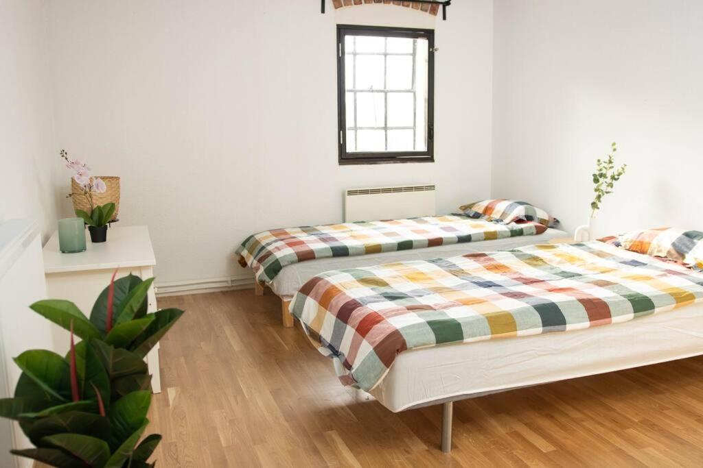 Historical Malt Factory Apartment, 6 Bedrooms, Sleeps 12 , Hot Tub Helsingborg Exterior photo